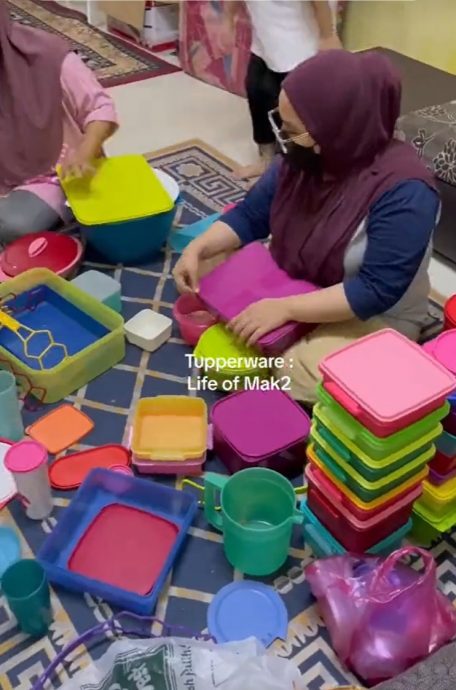 视频|“以后有用的!”父母爱囤积杂物 孩子趁出国全扔掉