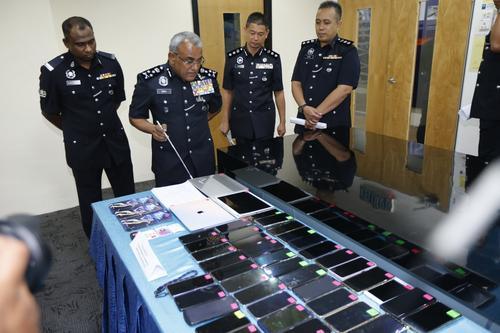 诈骗集团妙计租借前领事馆洋房及雇佣用枪械保安望躲避警方