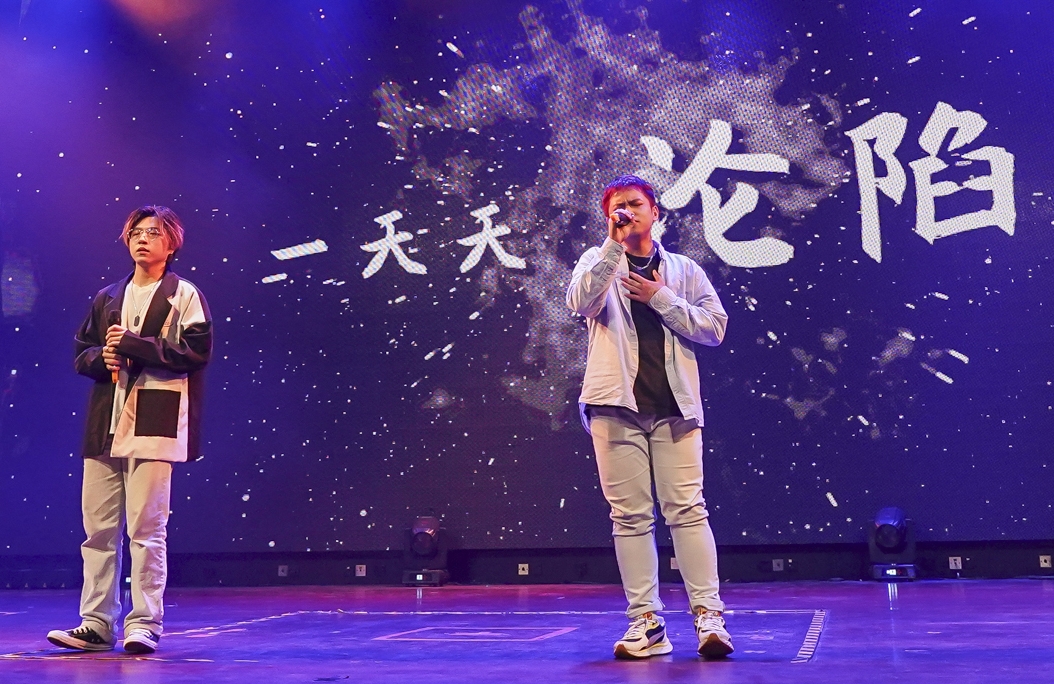 请显著/大都会/《起飞2.0——青春大作》演唱，多图