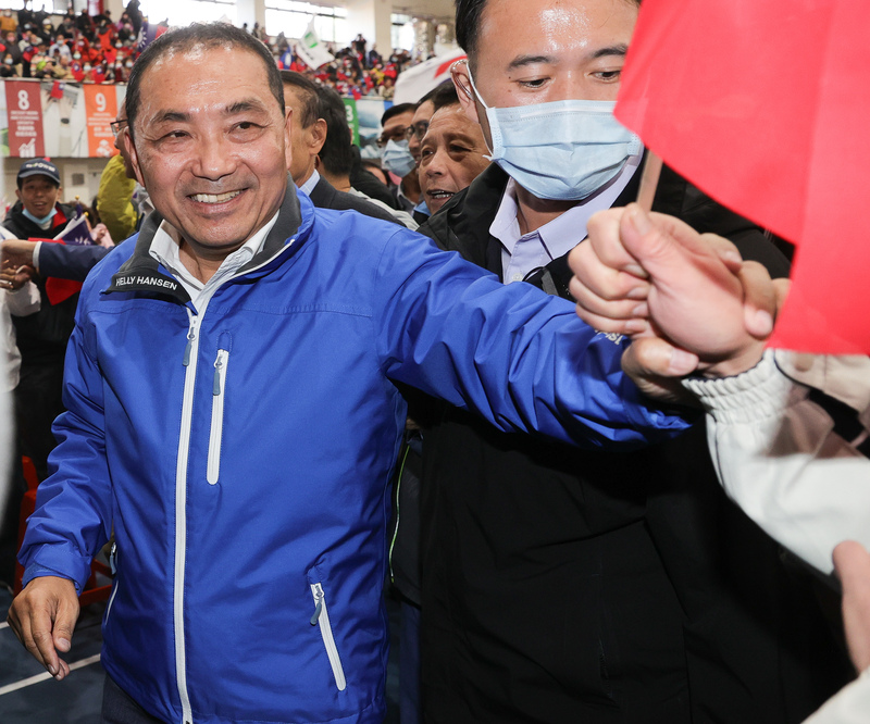 赖萧配抢头香完成登记 赖:让台湾持续走入国际 不走一中老路