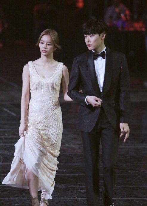 逃不过7年魔咒 惠利柳俊烈证实分手