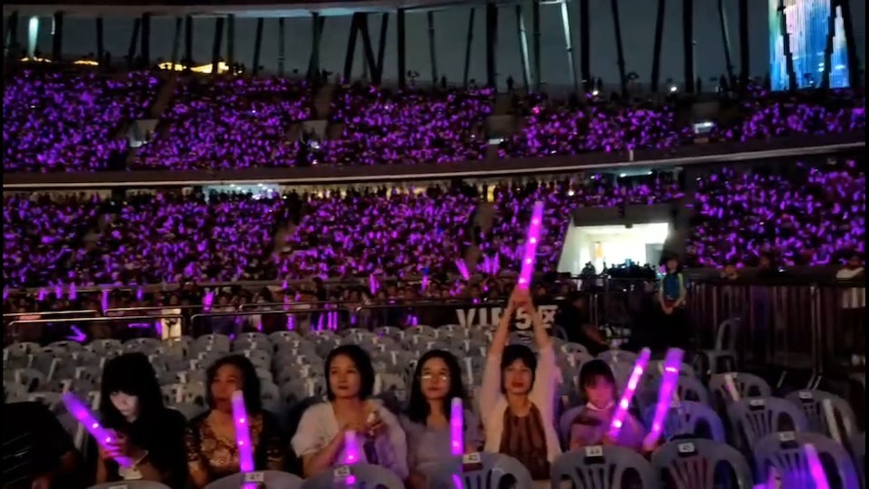 郭富城深圳站销情惨淡? 唱2小时换衣半小时惹不满