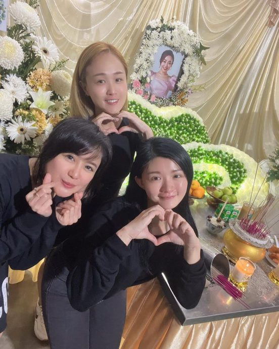 阿妮悲恸告别庄群施 “从未想过这样相聚”