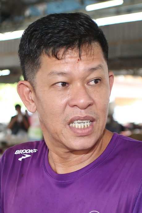 霹内贸局长:持续到市场监督价格 肉鸡价首日浮动没涨