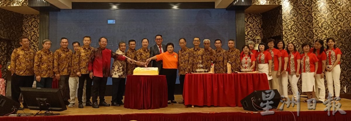 霹古冈州公会旧址 设关德兴纪念馆