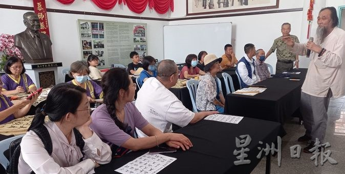 （古城版）中国10余名书画家到访马六甲今日在优亦美艺术空间展览作品