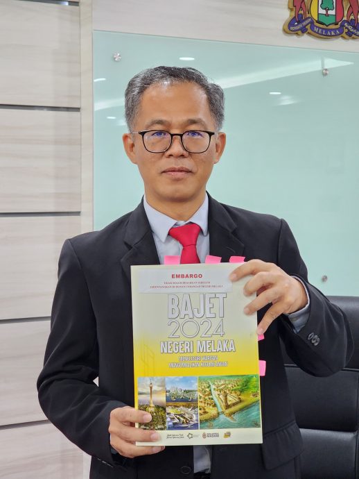 (古城版)甲州议会─刘志俍:财政预算案数个项目今年明年数额差距大,要求政府进行解说
