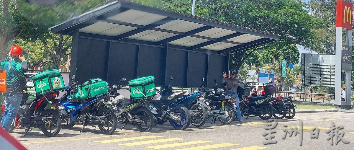 (古城第二版主文)麦当劳餐厅在公假恢复人潮