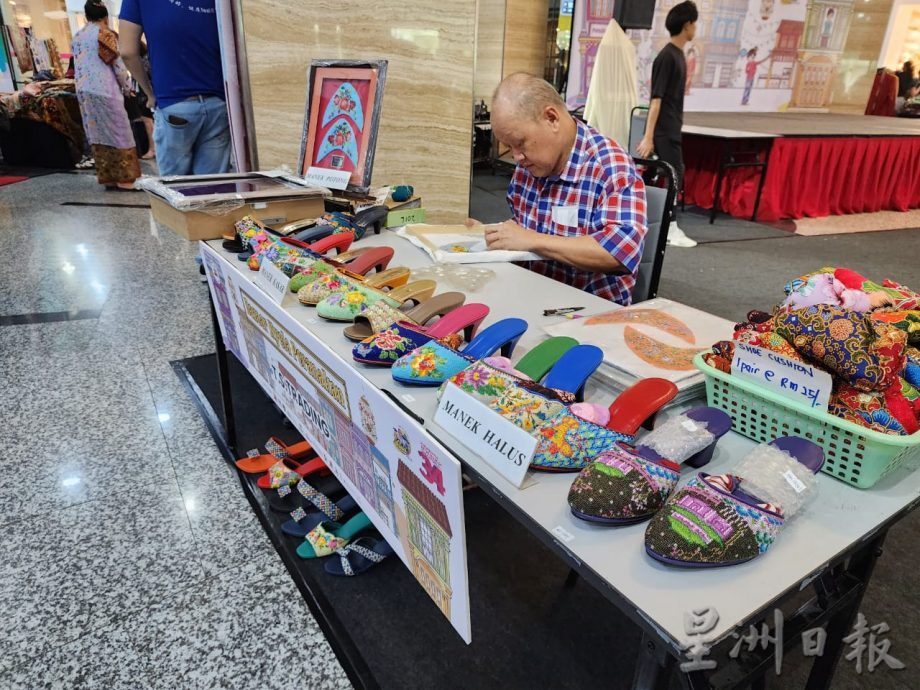 (古城第四版主文)颜泳和:公会作为送王舡保护单位,有必要介绍给世界各地的峇峇娘惹