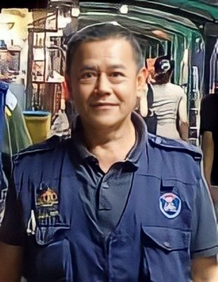 (大都会)黎正兴协助改善文良港岭的后巷楼梯 居民出行安全得以保障/3图
