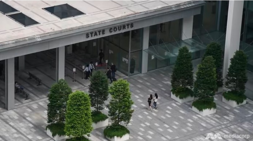 (已签发)柔:狮城二三事:中学教育协作员3年内非礼13男学生 被判监禁鞭刑