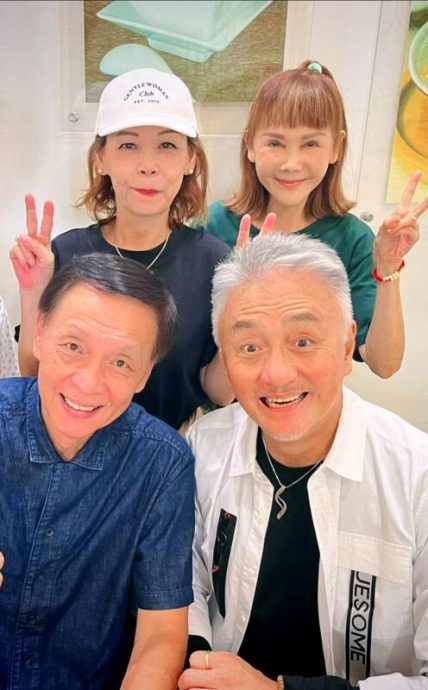 (已签发)柔:狮城二三事:吴岱融入行40年 获颁最出色演艺人