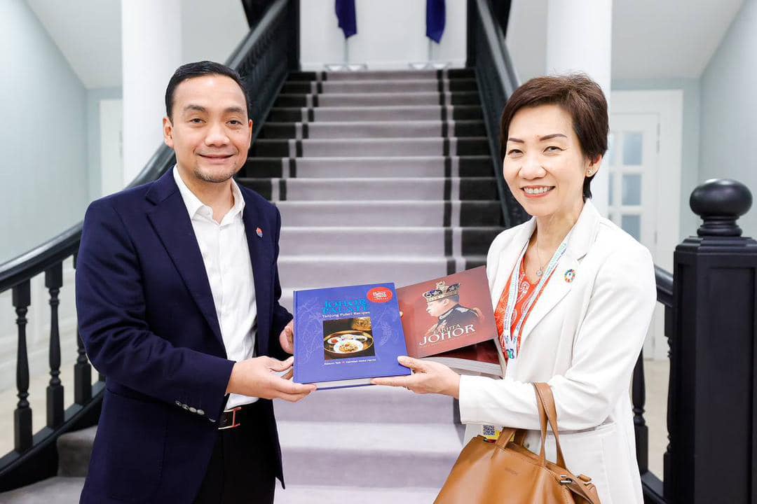 (已签发)柔:翁哈菲兹与傅海燕会晤,进一步讨论柔新合作方案