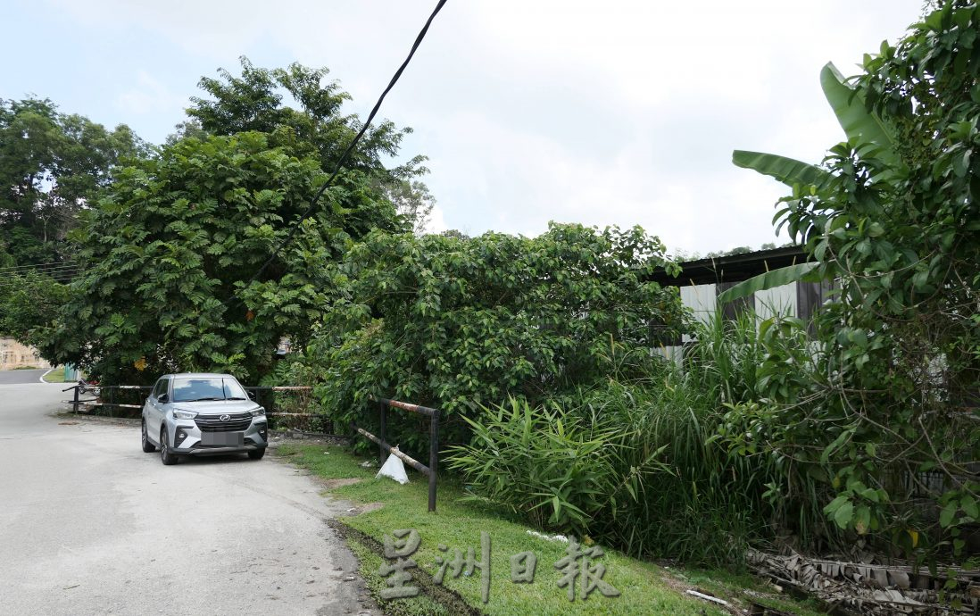 (花城大小事)NS芙蓉/万茂3地区多路洞,居民:投诉后都没获修补