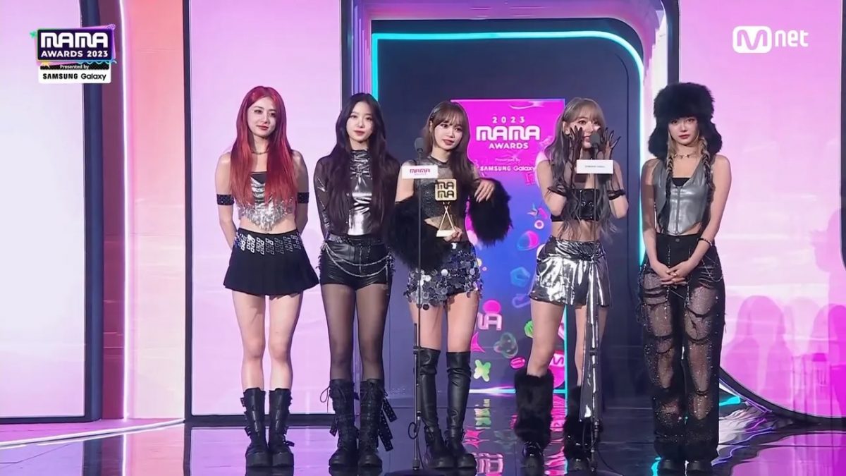 MAMA大奖｜SEVENTEEN首夺年度大奖 胜宽泪谢好友文彬