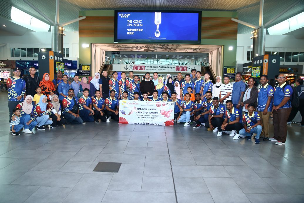 PSAS机械工程系28人远赴中国 参与电动车技职教育培训 长标题编辑