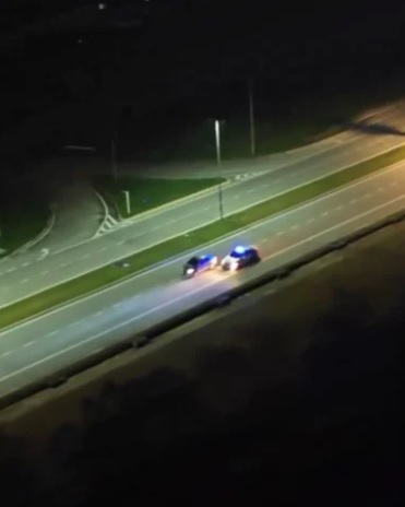 28警车追Bezza至赛城|司机认2罪 判禁1月罚1万