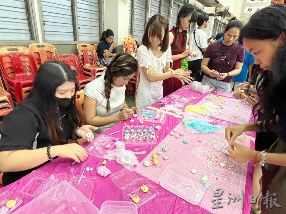 “冬起来!”冬至文化交流会 14乡团妇女组搓汤圆交流