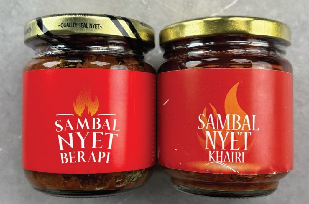 “山寨”参巴酱抄袭近100%  网红：连感谢卡也抄，可耻！