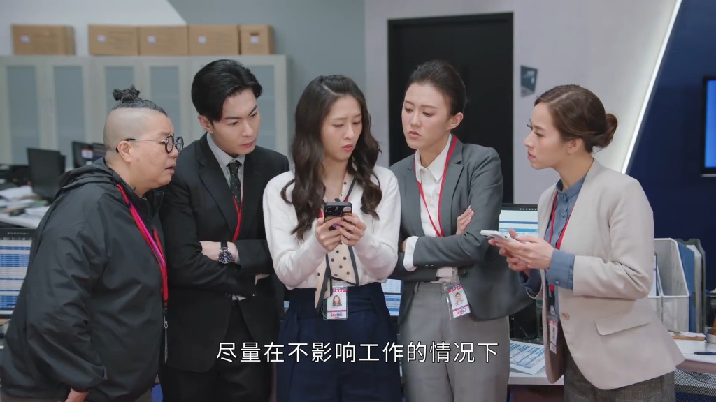 《新闻女王》美女扎堆 内藏15位港姐