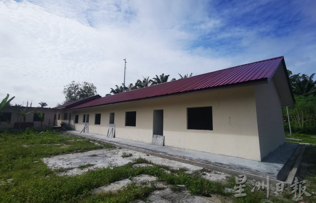 【暖势力】/叶东平折扣价售地再捐10万 淡小免费用地30年
