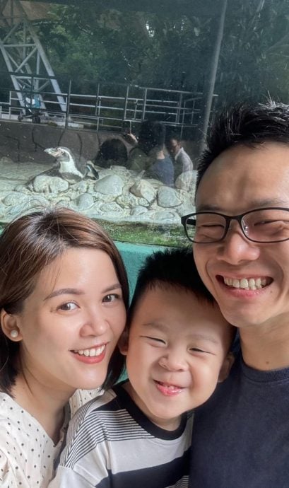 三代同堂游动物园  四千金相聚唱儿歌逗娃