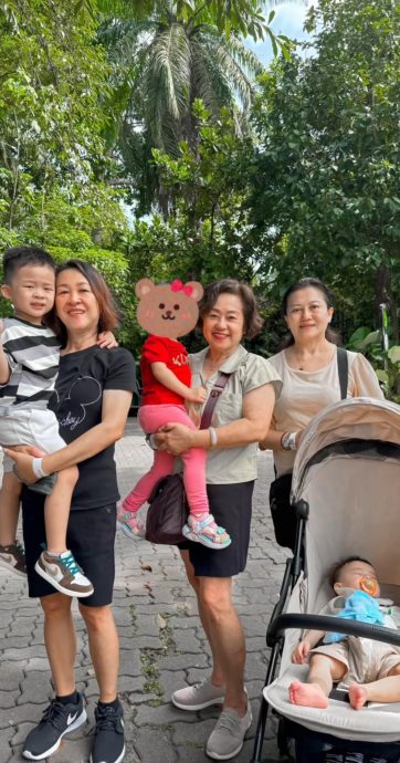 三代同堂游动物园  四千金相聚唱儿歌逗娃