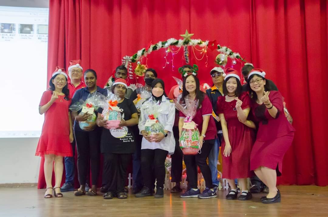 三德华小首办庆典 其乐融融迎圣诞