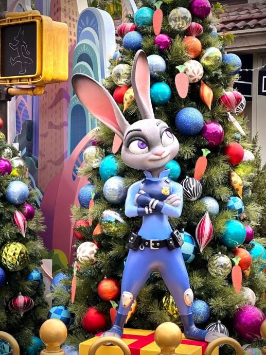 上海迪士尼︱全球首个“疯狂动物城”揭幕 赵丽颖任首席推广大使