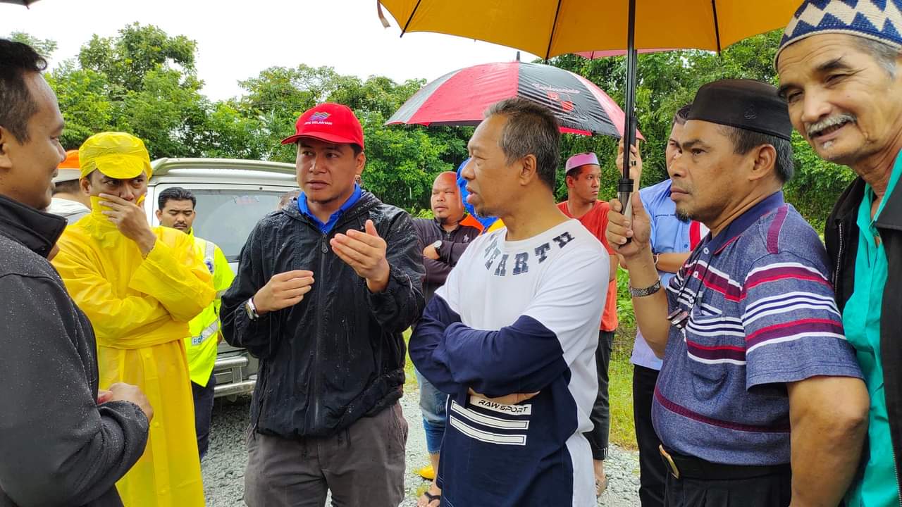 东:吉兰丹州行政议员希尔米阿都拉指出,万捷县的水灾依然是源自排水问题。
