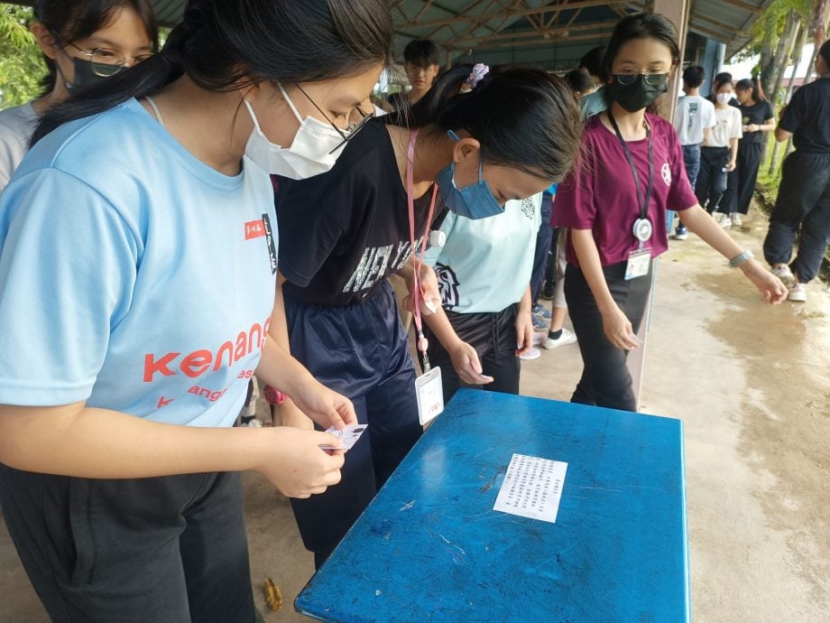 东：星洲日报《学海》第36届《同理心》东海岸学记培训营今日在瓜登中华维新小学掀开序幕