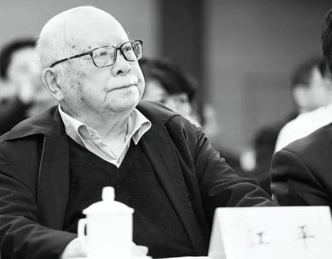 中国政法大学原校长江平逝世 享年94岁