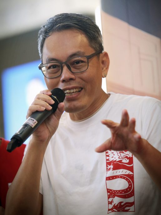 为贺岁片化4小时老妆 林德荣自曝片场摆臭脸