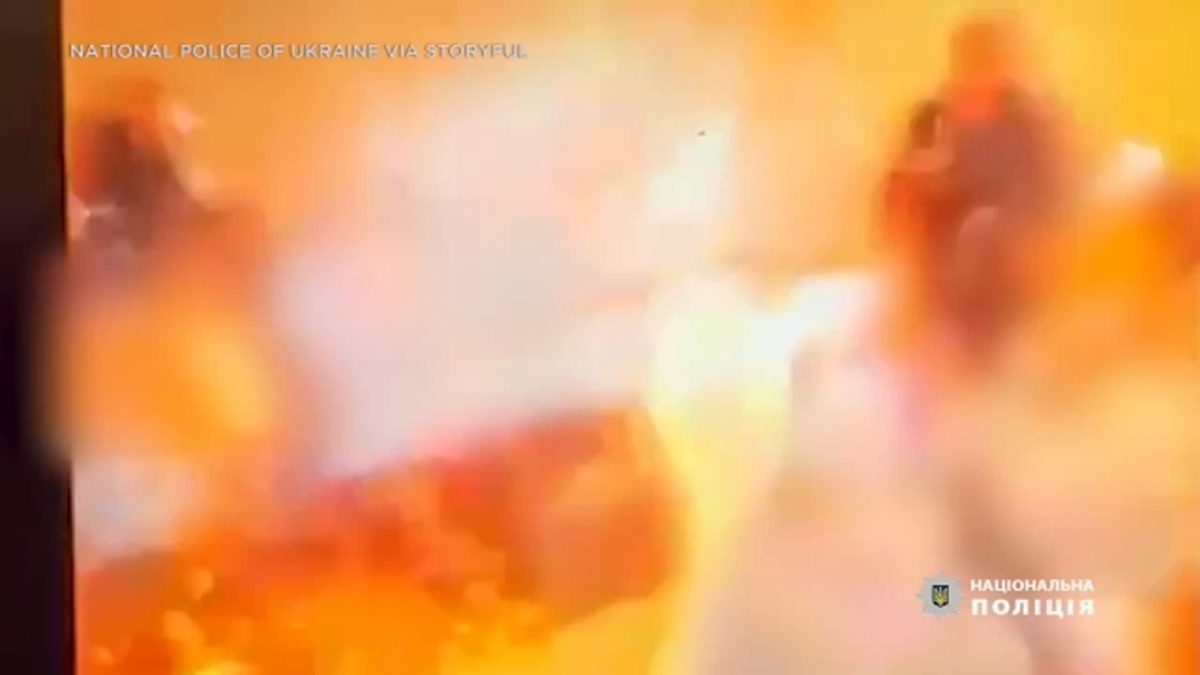 乌克兰村委员会议中引爆手榴弹 致26人伤