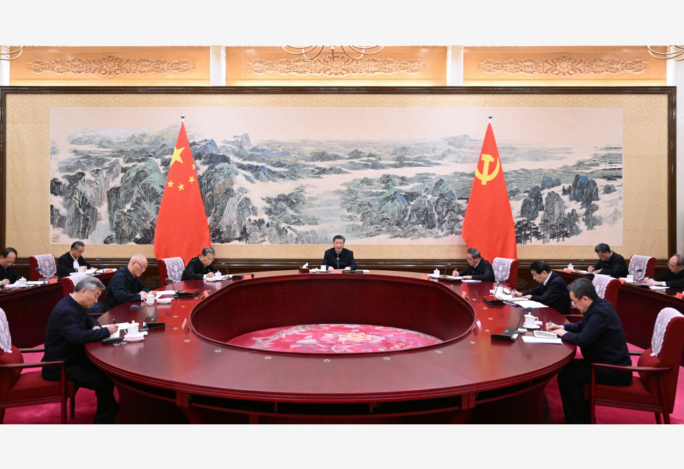 习近平要求保持高度敏锐性  政治局勿只报喜不报忧