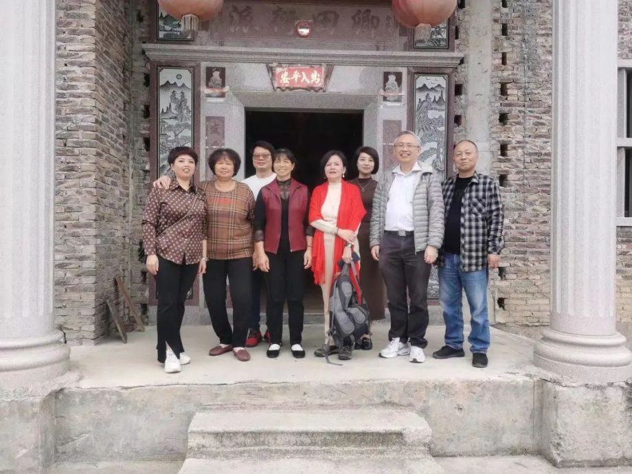 仅凭名字和旧地址，再续亲缘！尤芳达中国寻亲梦成真