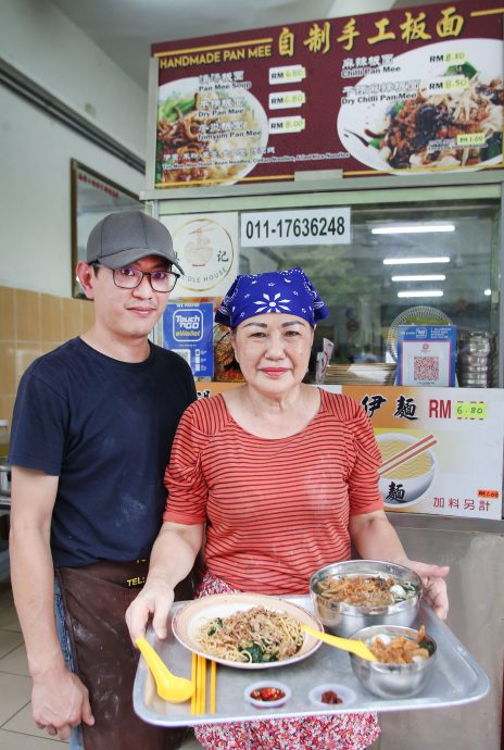 今天下/大霹雳封底主文/【人气美食】/恩记自制手工板面 传统清汤干捞好味