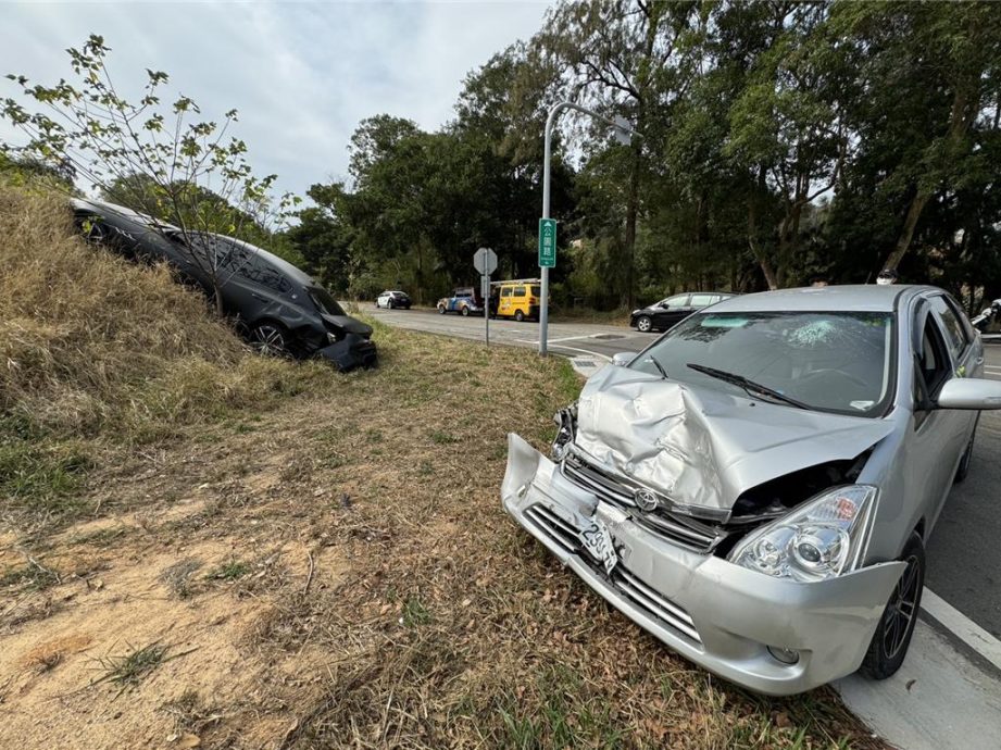 何润东取景出车祸 玛莎拉蒂车尾被撞烂