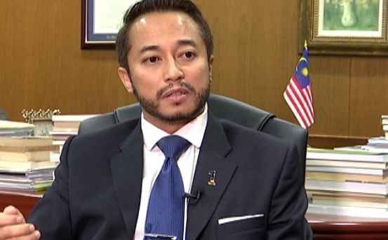 依山:未收到开除信 “我已被踢出巫统最高理事WhatsApp群组”