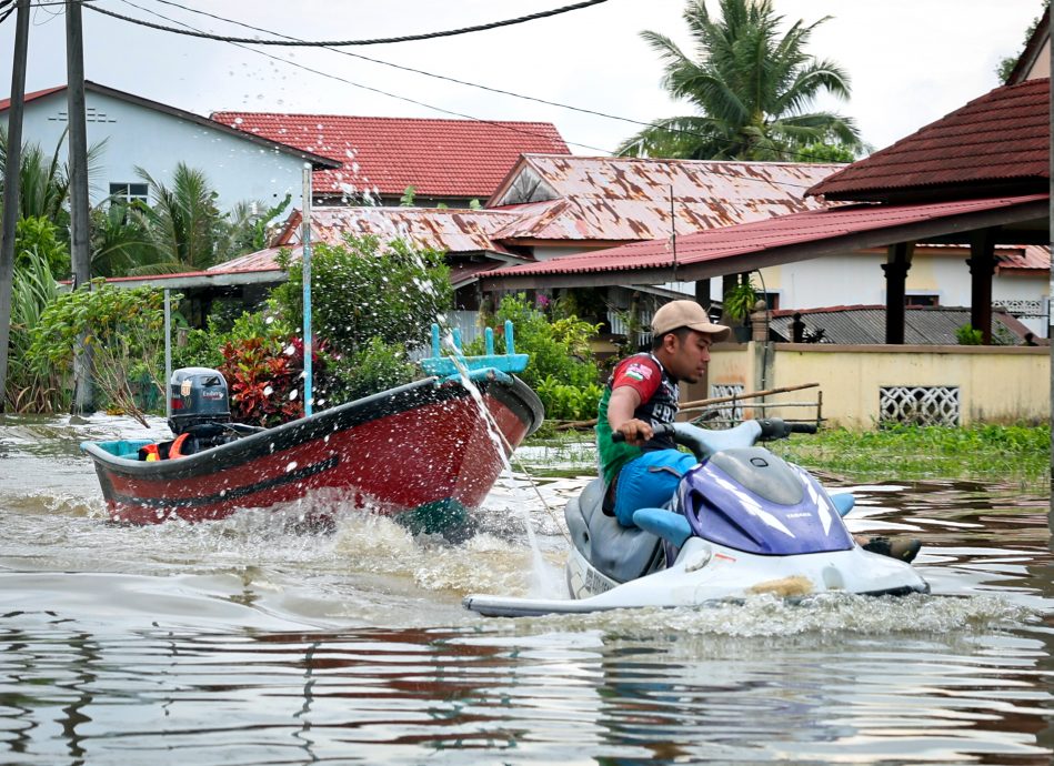 截至今日下午3时,吉兰丹州水灾灾黎人数从昨天的2万人减至1万7005人,他们来自5679家庭。