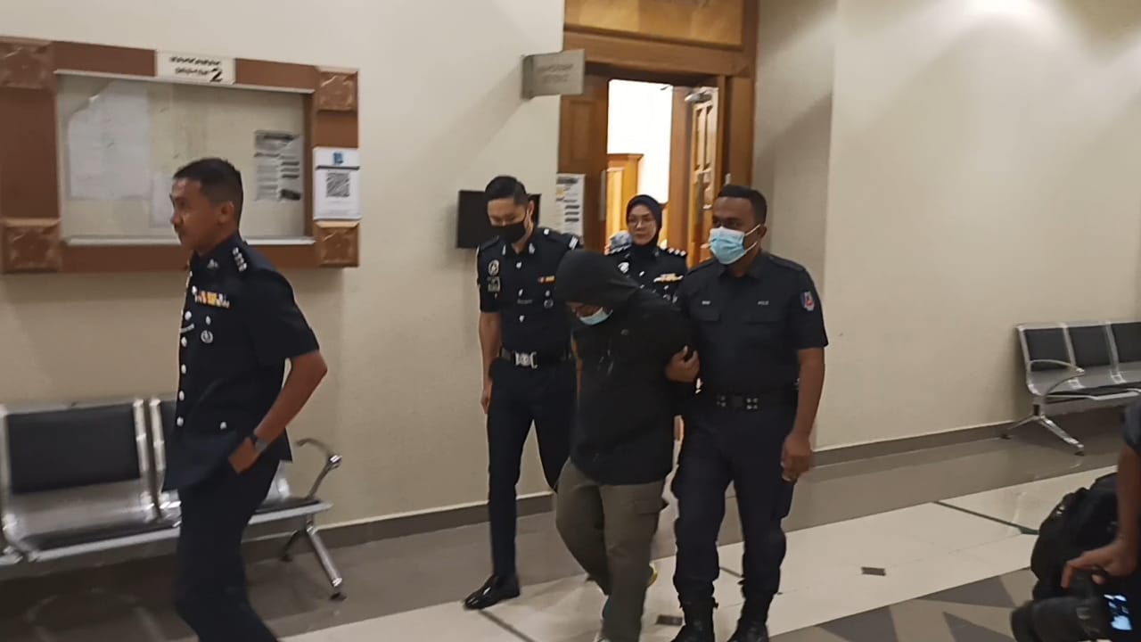 全:电召车司机被控案