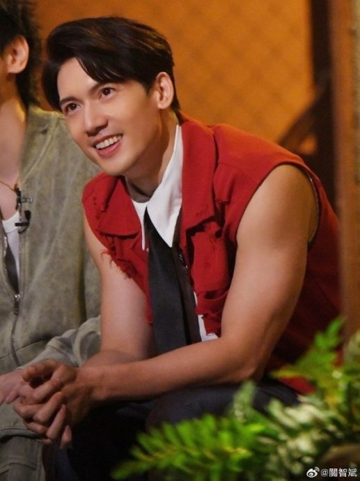 关智斌家中漏煤气点火 脸部二级烧伤险毁容