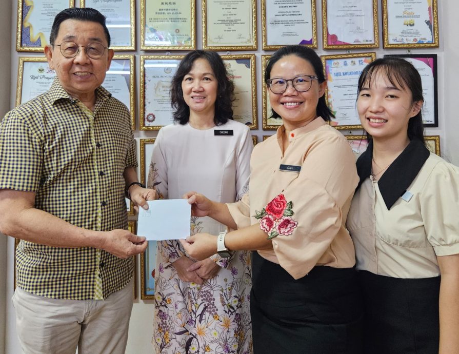 养成侨民舞蹈获金牌 陈逸发到访发奖励金