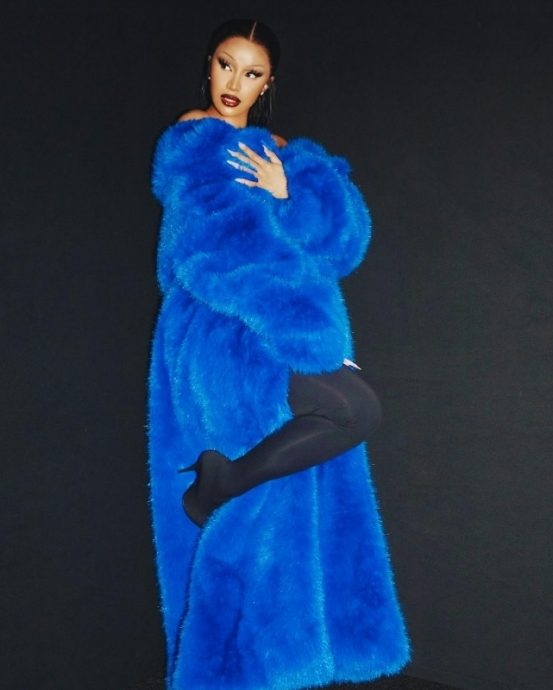 卡蒂碧直播抓狂骂跑粉专 怒呛声烧礼物