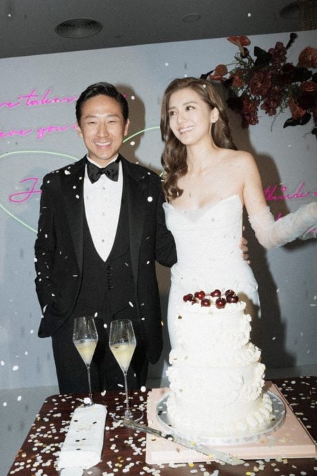 吴千语晒婚照撒狗粮 预告明年办婚礼