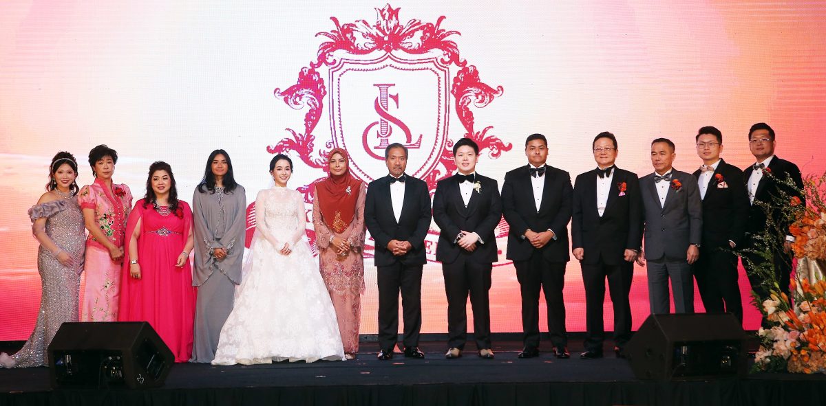 图与文/陈建顺娶媳妇