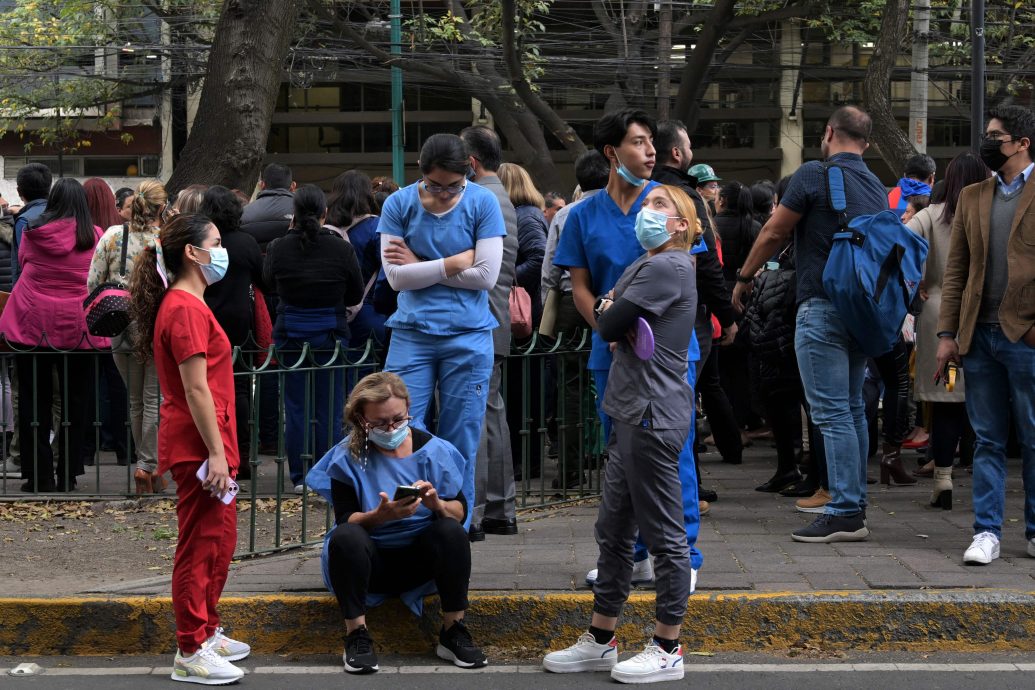 墨西哥中部地震规模5.8　首都摇晃民众逃上街