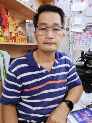 大都会/香烟执照手续申请繁杂 业者“要执照宁不卖烟”