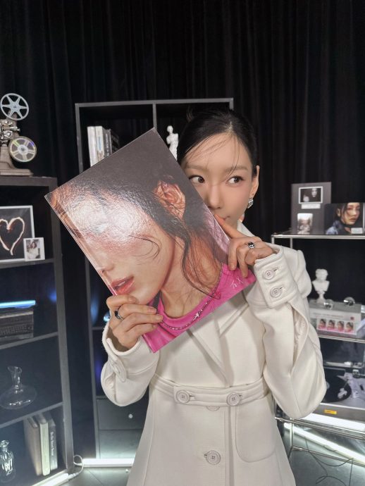 太妍签售会遭闹场 狂粉砸专辑逼问电话