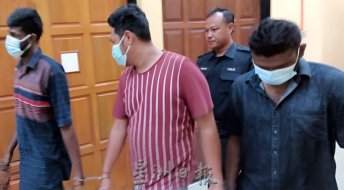 女头目策划3匪入屋砍伤长者 3男被控结伙打劫
